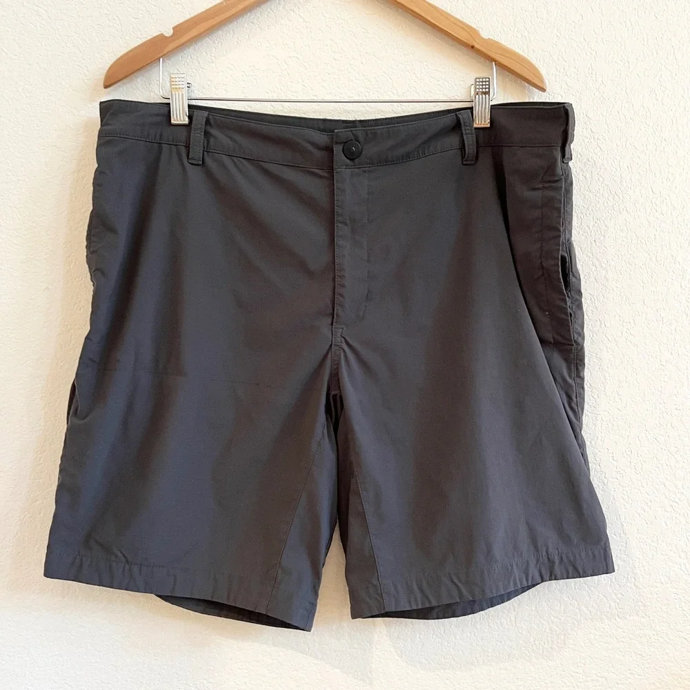 The North Face Mens Sz 38 Gray Stretch Cargo Shorts Outdoor Hiking Quick‎ Dry